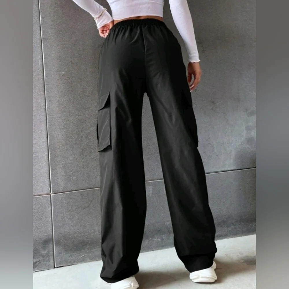 NWOT high waisted cargo pants size 10 - Picture 2 of 8